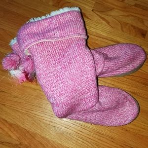 Muk Luks slipper boots